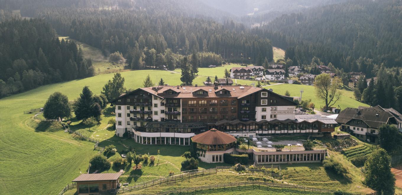 22_0808_web_Kirchheimerhof_Sommer24_by_Gert_Perauer