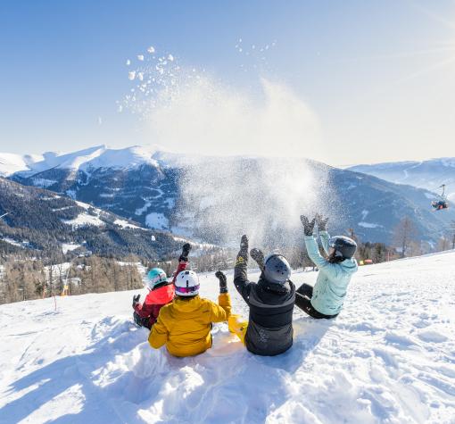 nock_ski_Skifahren_Familie_Bad Kleinkirchheim_Winter ©Mathias Prägant_MBN Tourismus(2) nock_ski_Skifahren_Familie_Bad Kleinkirchheim_Winter ©Mathias Prägant_MBN Tourismus(2)