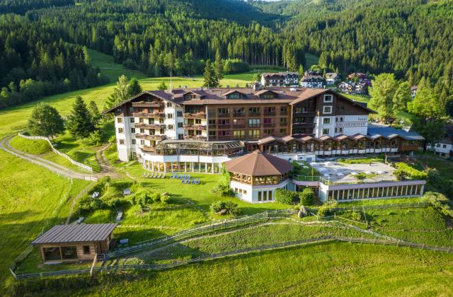 22_0808_web_Kirchheimerhof_Sommer24_by_Gert_Perauer