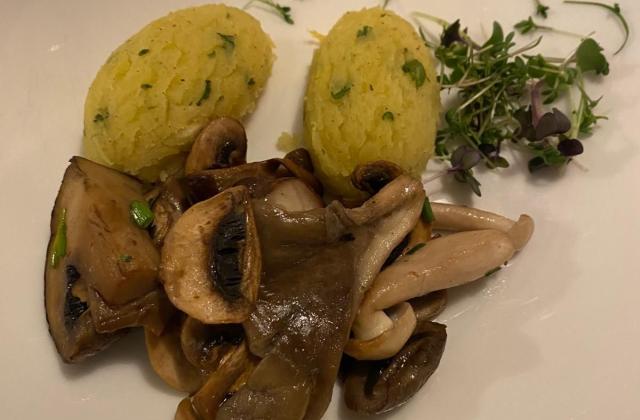 Anti-entzündliche Ernährung kombiniert mit Intervallfasten Anti-entzündliche Ernährung kombiniert mit Intervallfasten