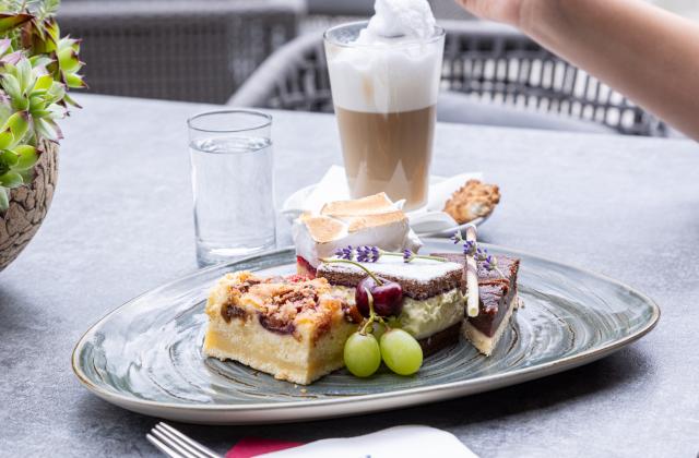 Dessert mit Kaffee Dessert mit Kaffee