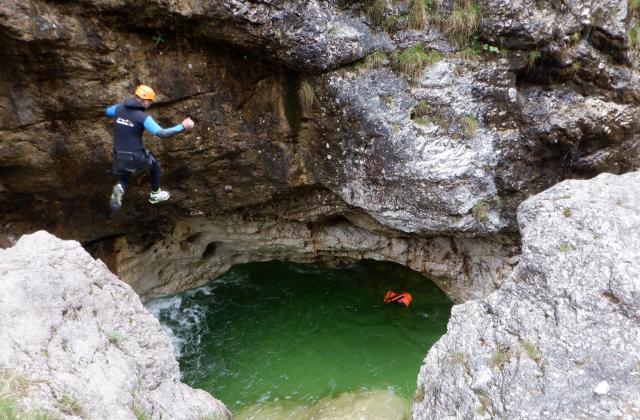 2023_0519_11291600 2023_0519_11291600