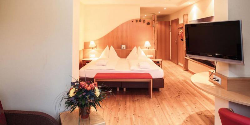 Doppelzimmer ,,Kirchheim‘‘ Doppelzimmer ,,Kirchheim‘‘