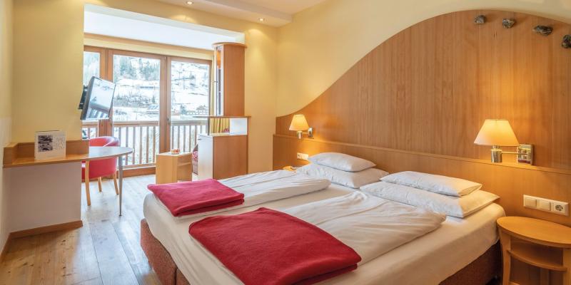 Familiensuite ,,1001sassa&lsquo;&lsquo; - Edelstein Granat