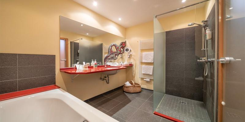 Juniorsuite ,,Edelstein Granat‘‘ Juniorsuite ,,Edelstein Granat‘‘