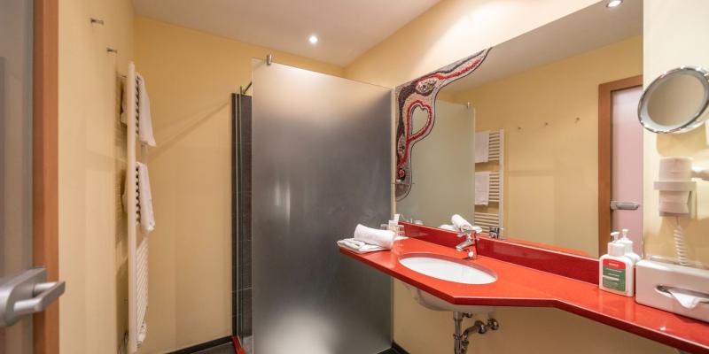 Familiensuite ,,1001sassa&lsquo;&lsquo; - Edelstein Granat
